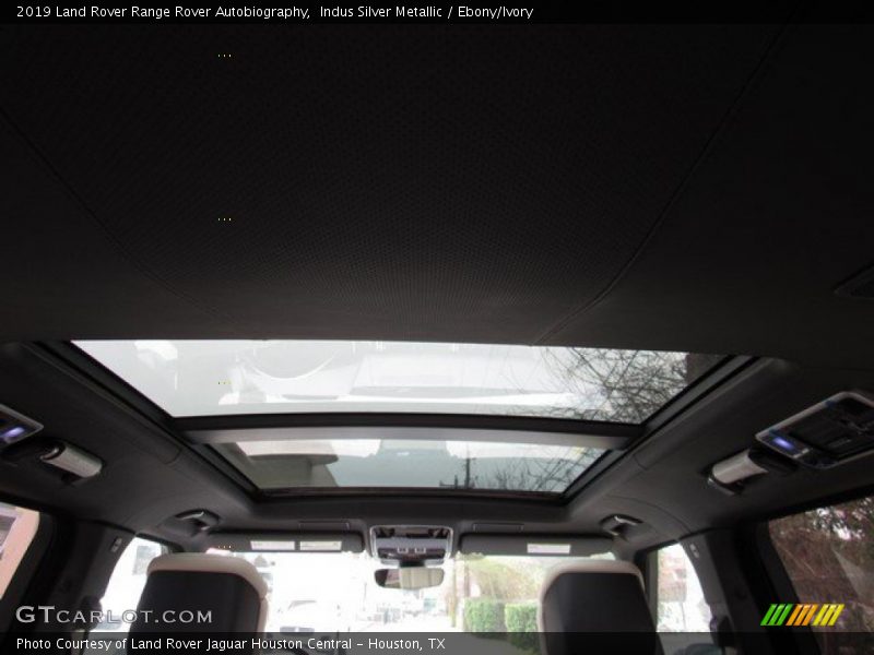 Indus Silver Metallic / Ebony/Ivory 2019 Land Rover Range Rover Autobiography