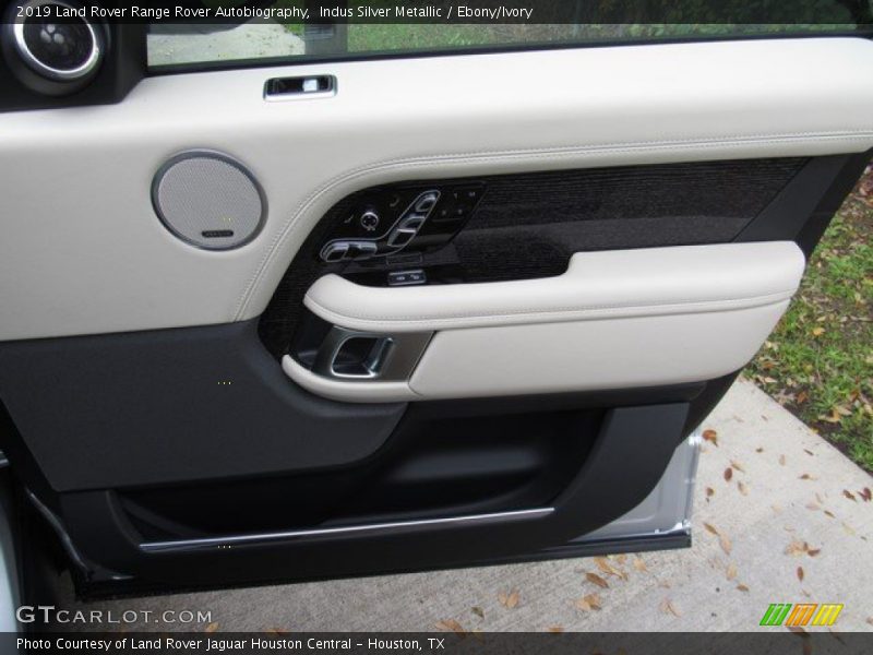 Indus Silver Metallic / Ebony/Ivory 2019 Land Rover Range Rover Autobiography