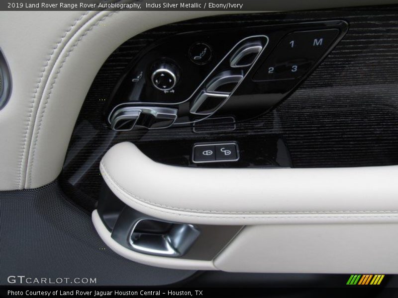 Indus Silver Metallic / Ebony/Ivory 2019 Land Rover Range Rover Autobiography