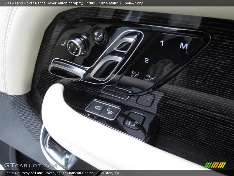 Indus Silver Metallic / Ebony/Ivory 2019 Land Rover Range Rover Autobiography