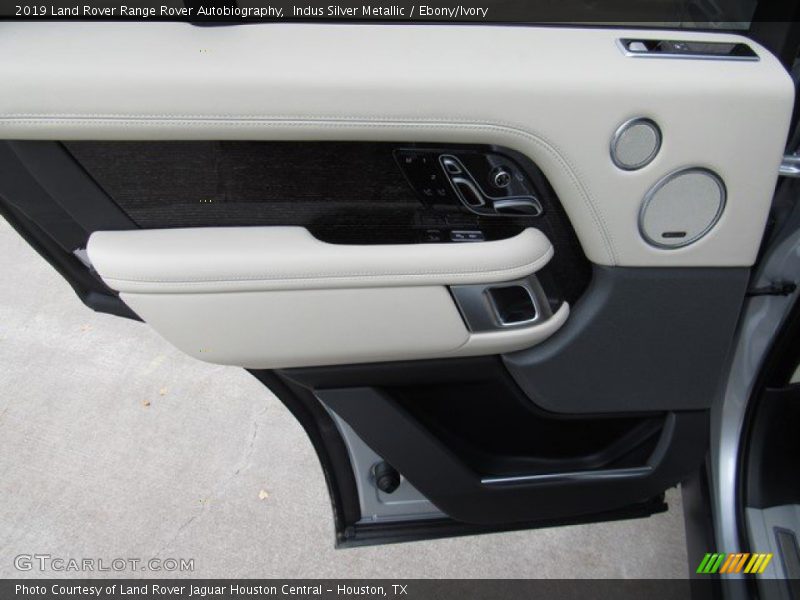 Indus Silver Metallic / Ebony/Ivory 2019 Land Rover Range Rover Autobiography