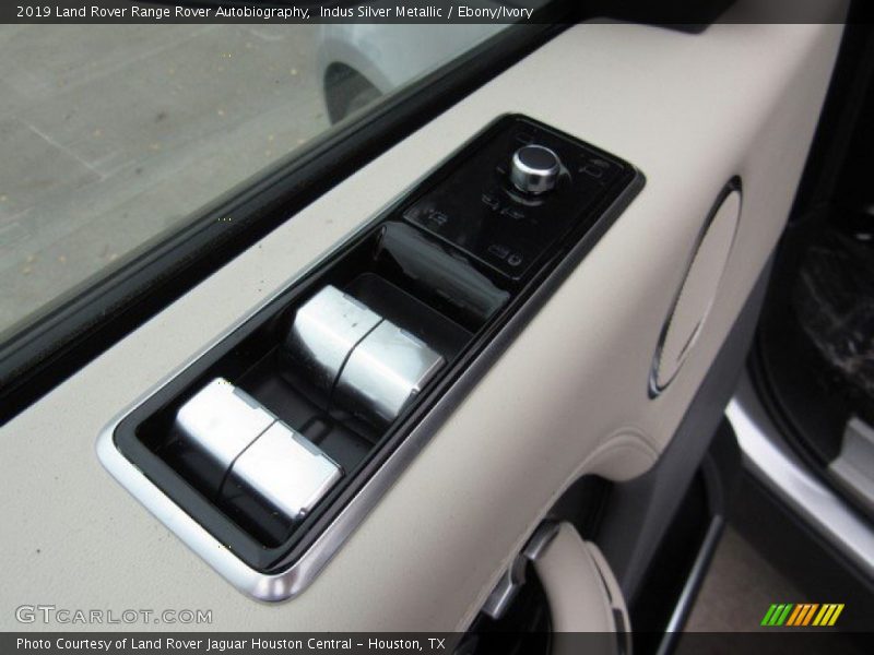 Indus Silver Metallic / Ebony/Ivory 2019 Land Rover Range Rover Autobiography