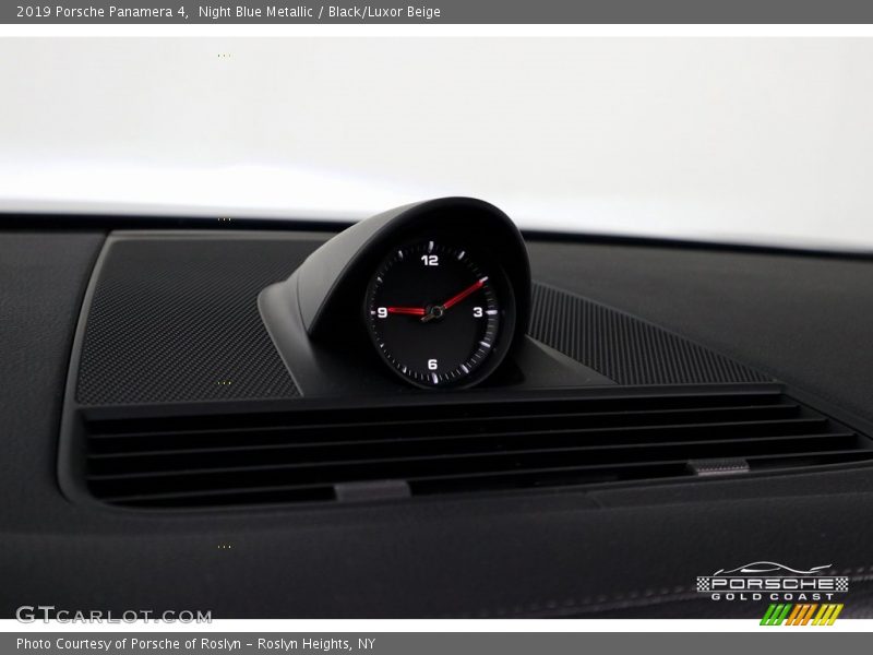 Night Blue Metallic / Black/Luxor Beige 2019 Porsche Panamera 4