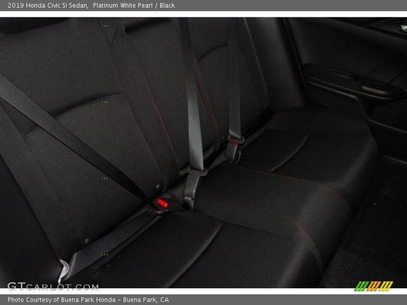 Platinum White Pearl / Black 2019 Honda Civic Si Sedan