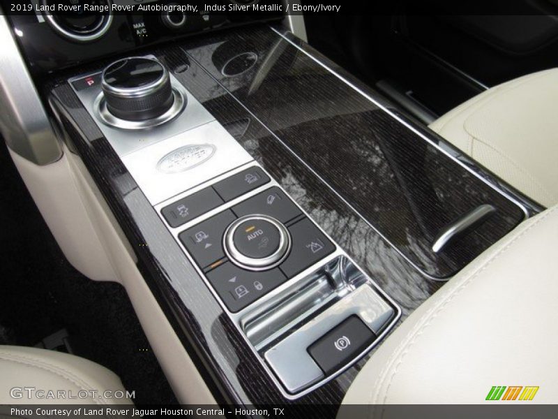 Indus Silver Metallic / Ebony/Ivory 2019 Land Rover Range Rover Autobiography