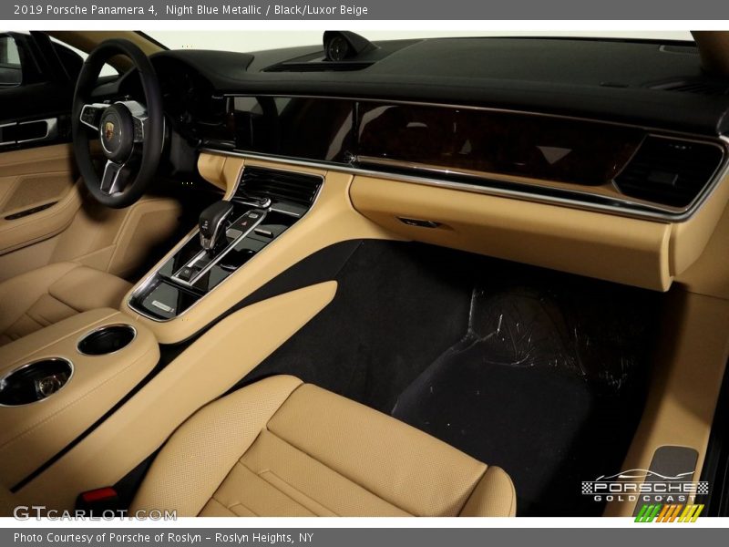 Night Blue Metallic / Black/Luxor Beige 2019 Porsche Panamera 4
