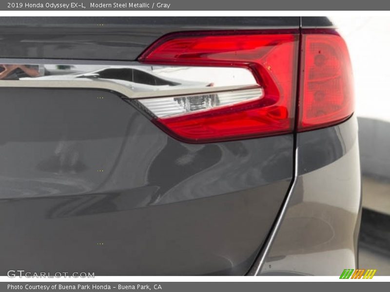 Modern Steel Metallic / Gray 2019 Honda Odyssey EX-L