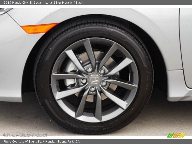 Lunar Silver Metallic / Black 2019 Honda Civic EX Sedan