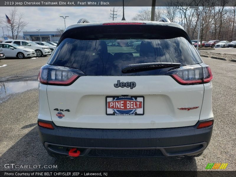 Pearl White / Black 2019 Jeep Cherokee Trailhawk Elite 4x4