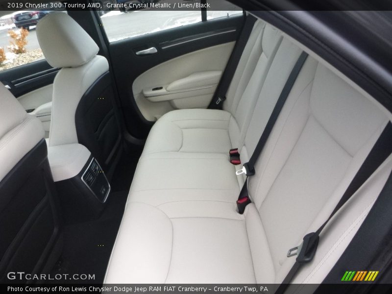 Granite Crystal Metallic / Linen/Black 2019 Chrysler 300 Touring AWD