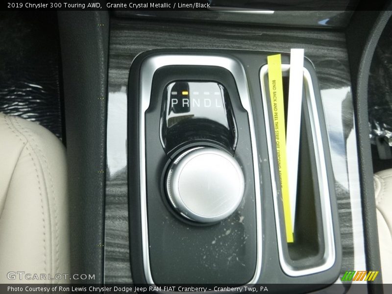 Granite Crystal Metallic / Linen/Black 2019 Chrysler 300 Touring AWD