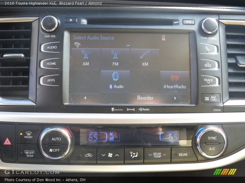 Blizzard Pearl / Almond 2016 Toyota Highlander XLE