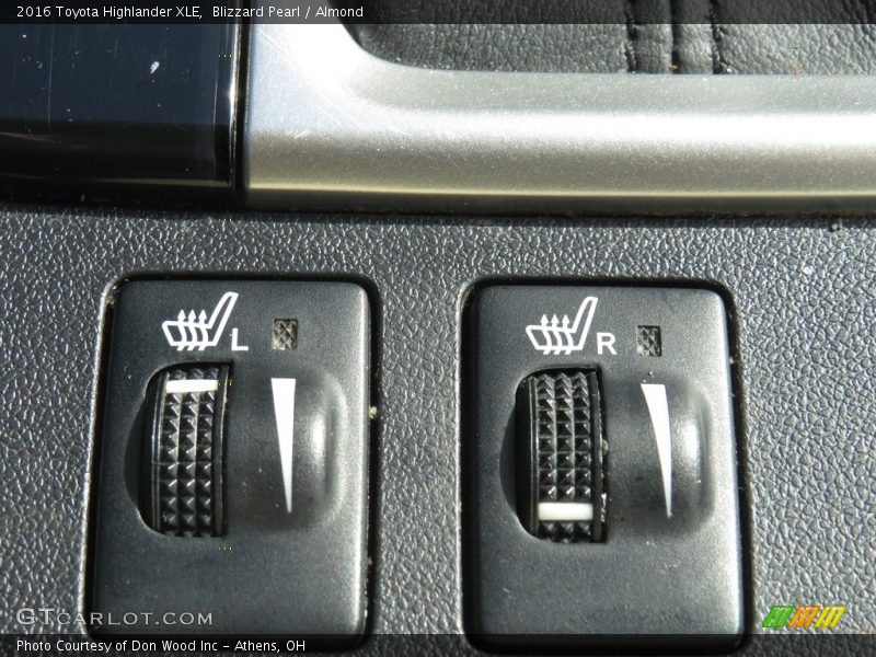 Blizzard Pearl / Almond 2016 Toyota Highlander XLE