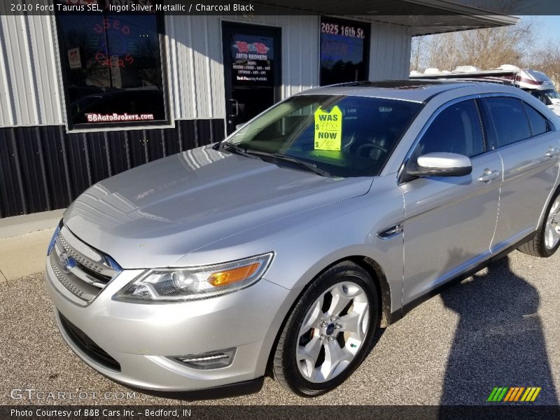 Ingot Silver Metallic / Charcoal Black 2010 Ford Taurus SEL
