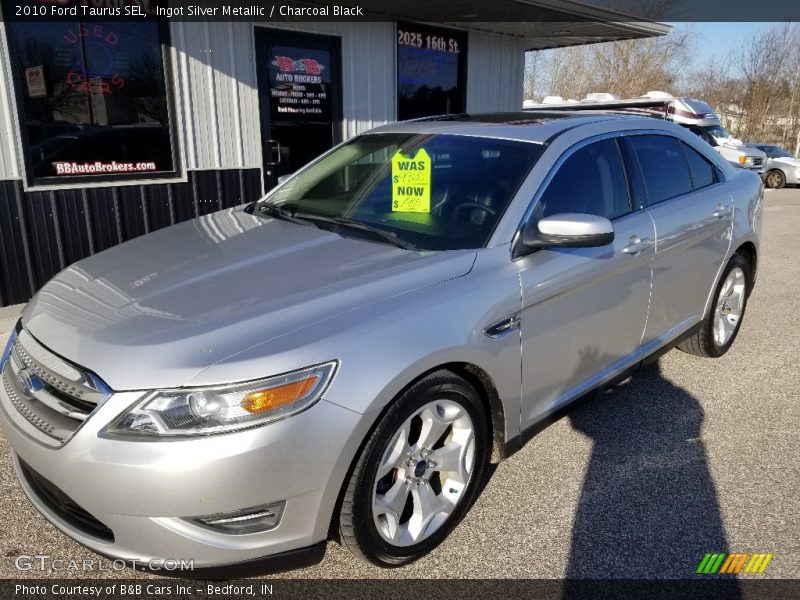 Ingot Silver Metallic / Charcoal Black 2010 Ford Taurus SEL