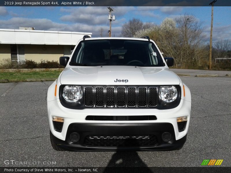 Alpine White / Black 2019 Jeep Renegade Sport 4x4