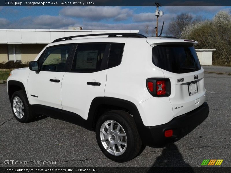 Alpine White / Black 2019 Jeep Renegade Sport 4x4