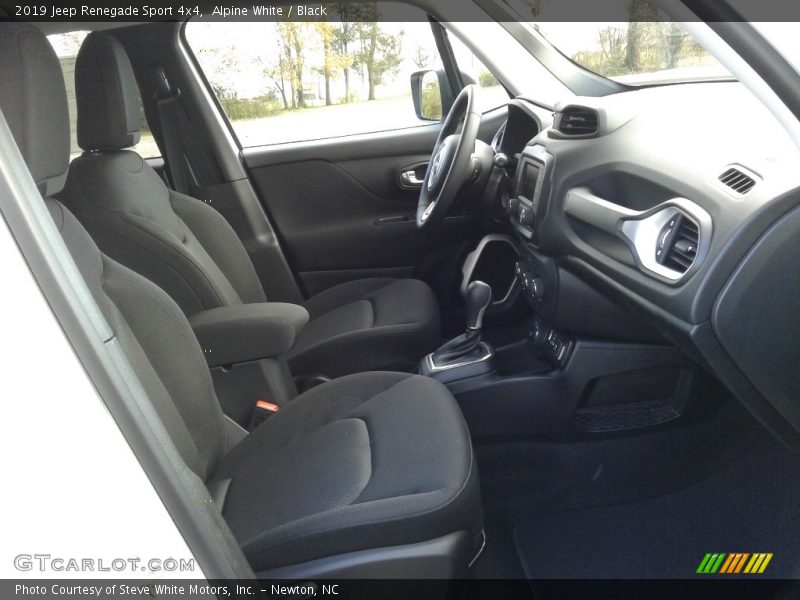 Alpine White / Black 2019 Jeep Renegade Sport 4x4