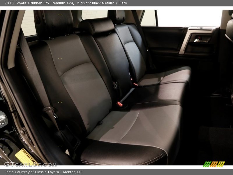 Midnight Black Metallic / Black 2016 Toyota 4Runner SR5 Premium 4x4