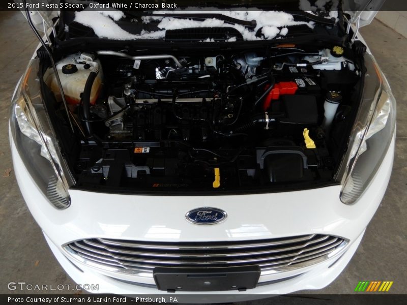 Oxford White / Charcoal Black 2015 Ford Fiesta S Sedan