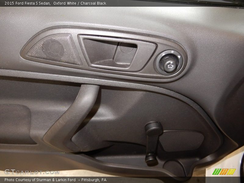 Oxford White / Charcoal Black 2015 Ford Fiesta S Sedan