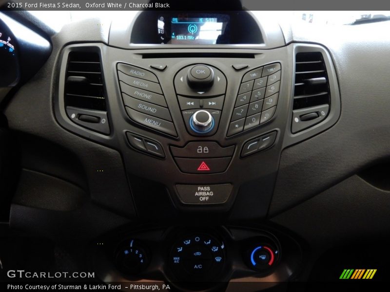 Oxford White / Charcoal Black 2015 Ford Fiesta S Sedan