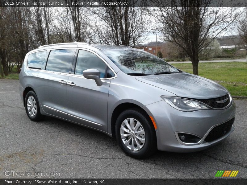 Billet Silver Metallic / Cognac/Alloy 2019 Chrysler Pacifica Touring L