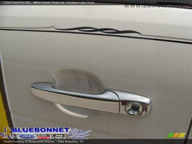 White Suede Clearcoat / Medium Light Stone 2009 Ford Flex SEL