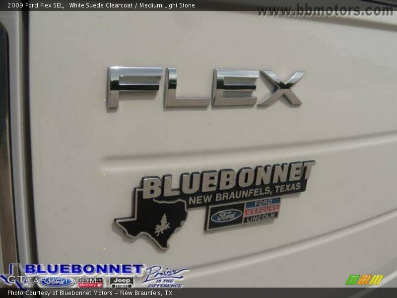 White Suede Clearcoat / Medium Light Stone 2009 Ford Flex SEL