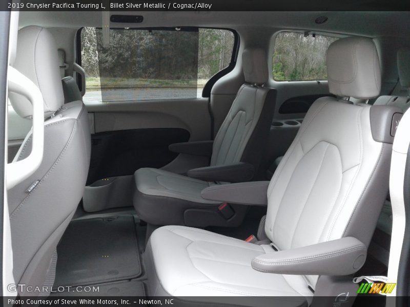Billet Silver Metallic / Cognac/Alloy 2019 Chrysler Pacifica Touring L