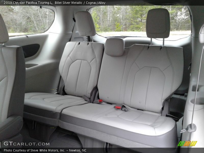 Billet Silver Metallic / Cognac/Alloy 2019 Chrysler Pacifica Touring L