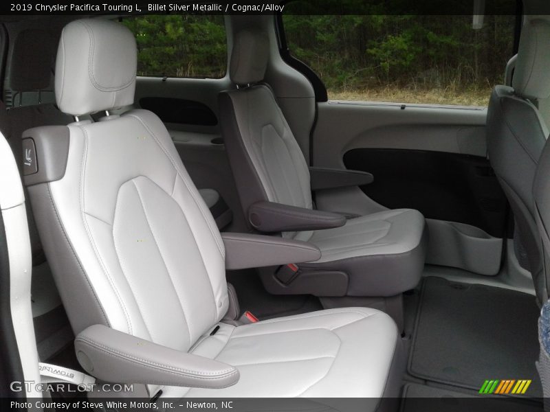 Billet Silver Metallic / Cognac/Alloy 2019 Chrysler Pacifica Touring L