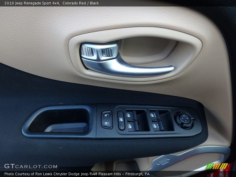 Colorado Red / Black 2019 Jeep Renegade Sport 4x4