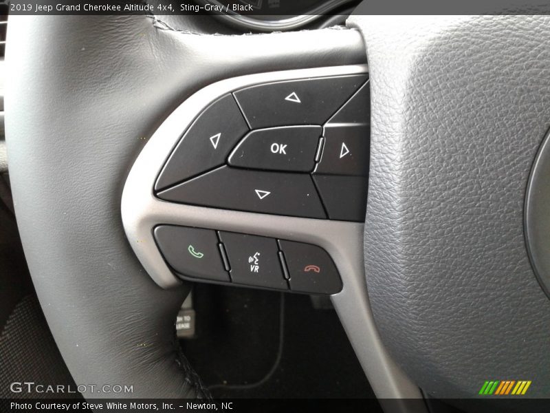Sting-Gray / Black 2019 Jeep Grand Cherokee Altitude 4x4