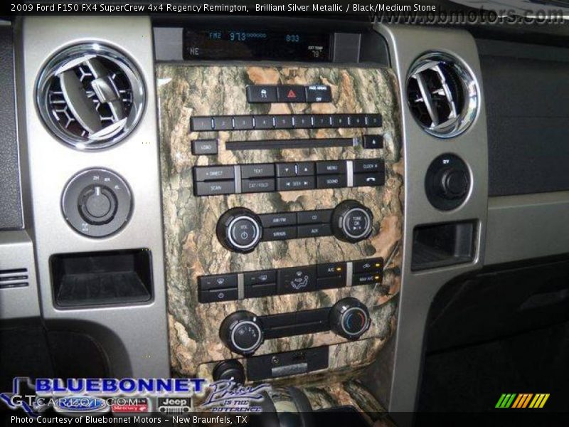 Brilliant Silver Metallic / Black/Medium Stone 2009 Ford F150 FX4 SuperCrew 4x4 Regency Remington