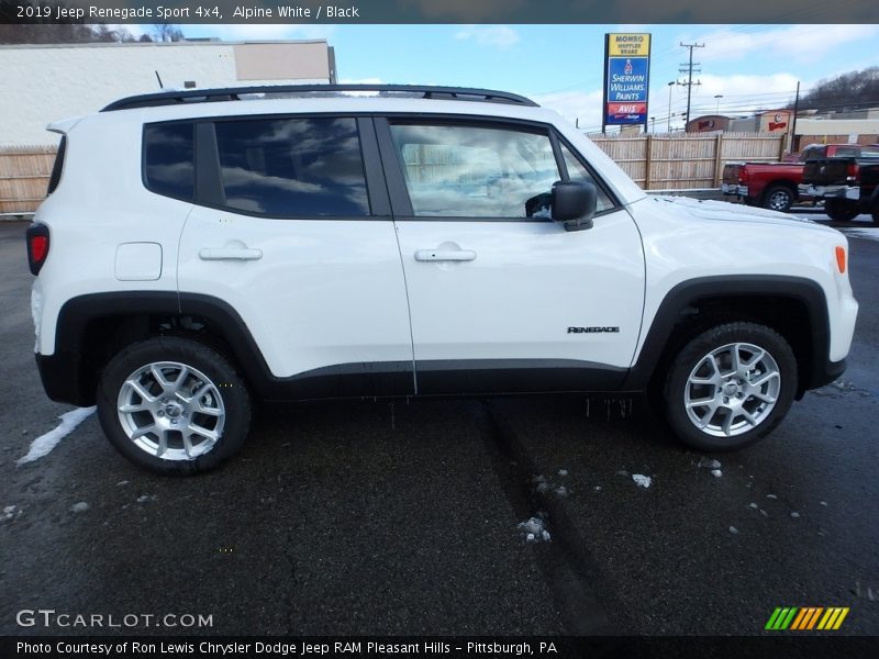 Alpine White / Black 2019 Jeep Renegade Sport 4x4