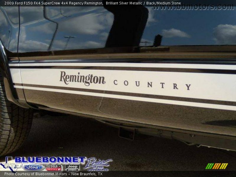 Brilliant Silver Metallic / Black/Medium Stone 2009 Ford F150 FX4 SuperCrew 4x4 Regency Remington