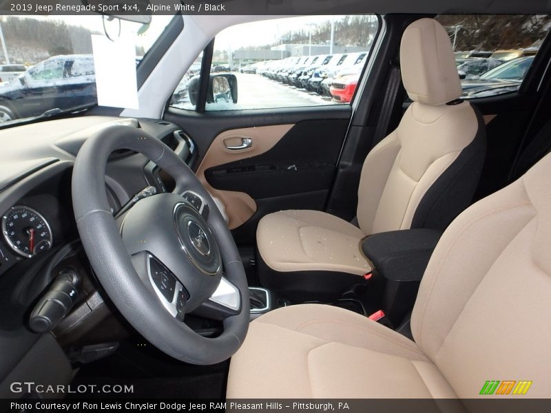 Alpine White / Black 2019 Jeep Renegade Sport 4x4