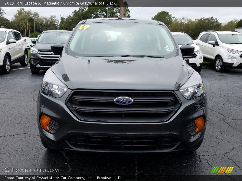 Magnetic / Chromite Gray/Charcoal Black 2019 Ford Escape S