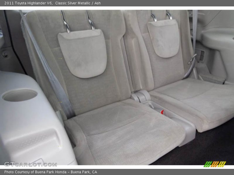 Classic Silver Metallic / Ash 2011 Toyota Highlander V6