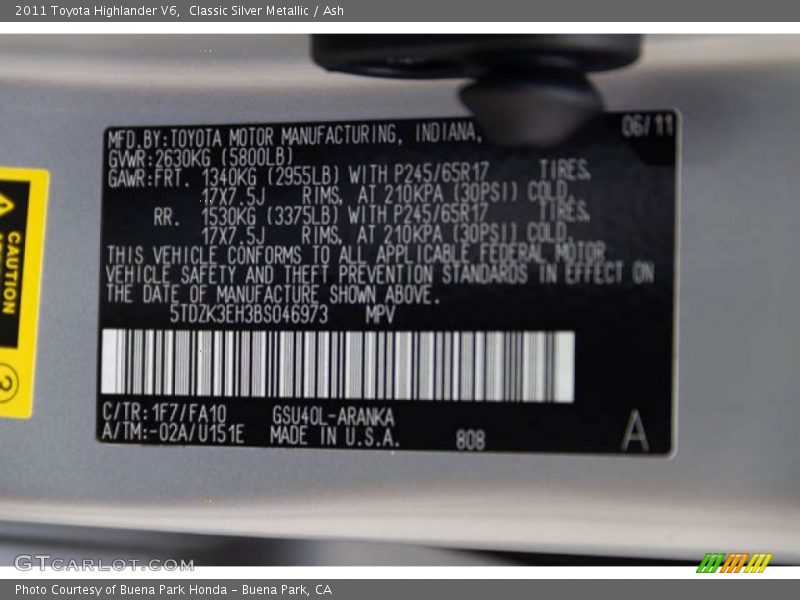 Classic Silver Metallic / Ash 2011 Toyota Highlander V6