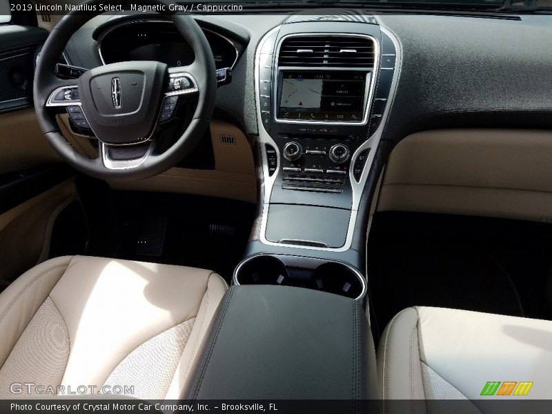Magnetic Gray / Cappuccino 2019 Lincoln Nautilus Select