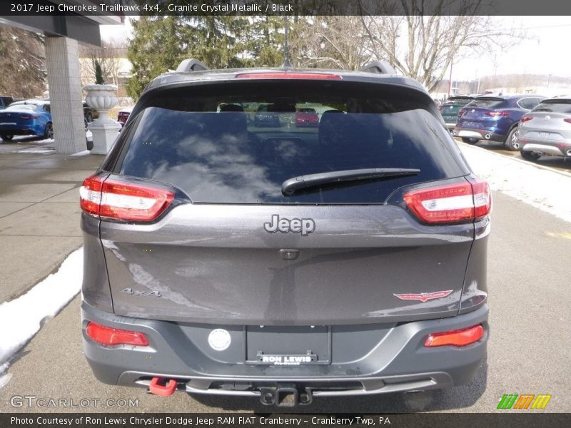 Granite Crystal Metallic / Black 2017 Jeep Cherokee Trailhawk 4x4