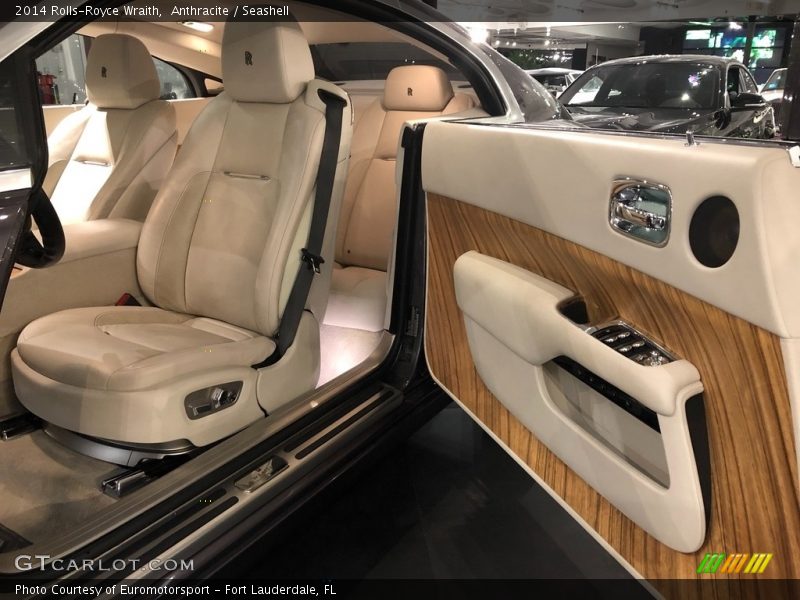 Door Panel of 2014 Wraith 