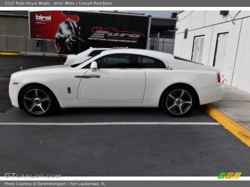 Arctic White / Consort Red/Black 2015 Rolls-Royce Wraith