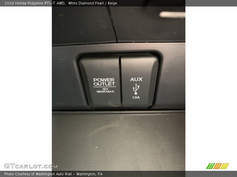 White Diamond Pearl / Beige 2019 Honda Ridgeline RTL-T AWD