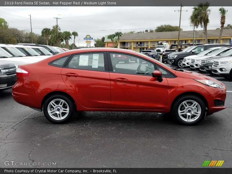 Hot Pepper Red / Medium Light Stone 2019 Ford Fiesta SE Sedan