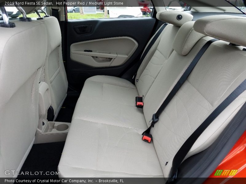 Hot Pepper Red / Medium Light Stone 2019 Ford Fiesta SE Sedan
