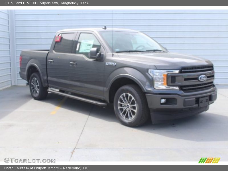 Magnetic / Black 2019 Ford F150 XLT SuperCrew