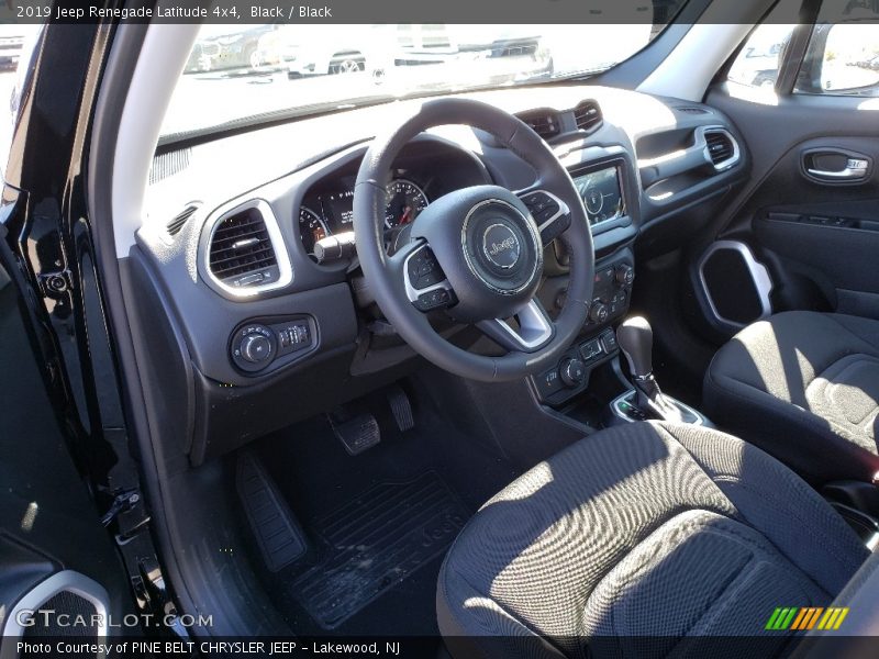 Black / Black 2019 Jeep Renegade Latitude 4x4
